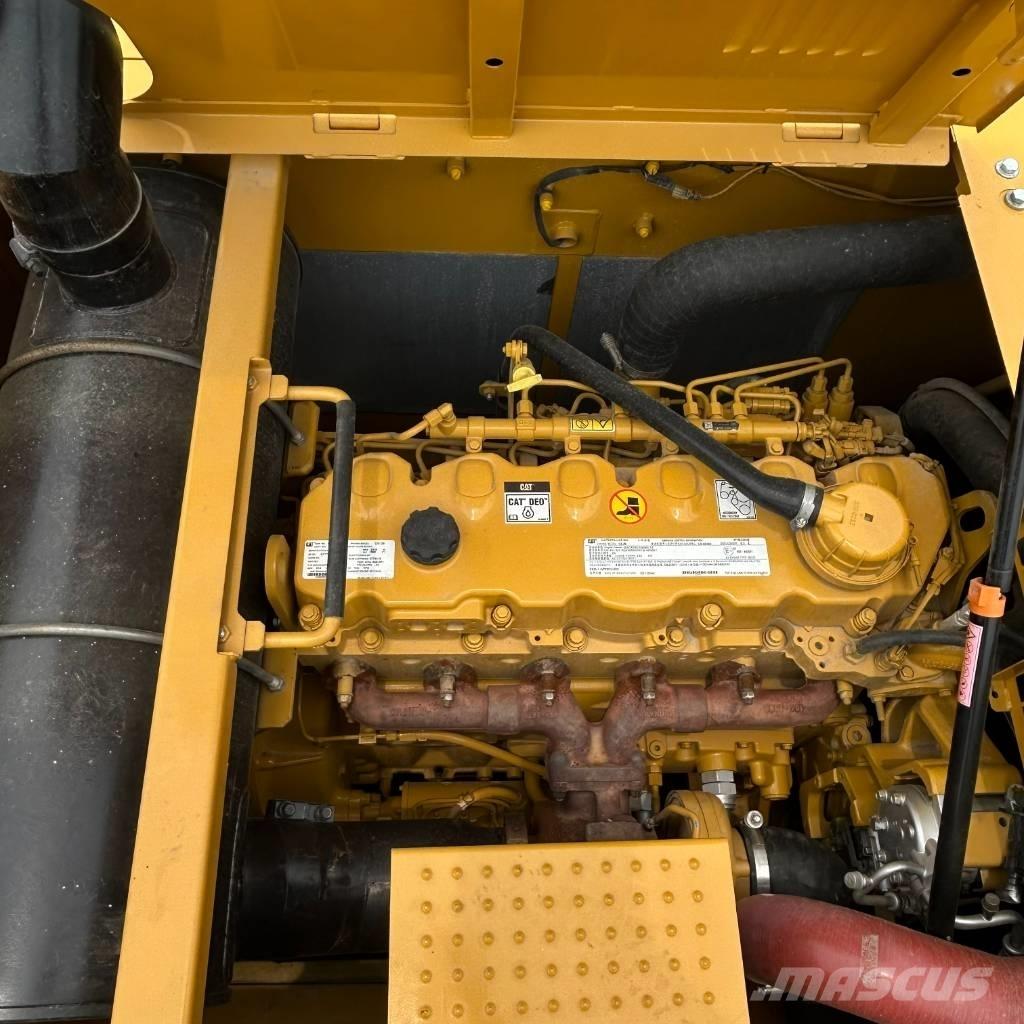 CAT 336GC Kāpurķēžu ekskavatori