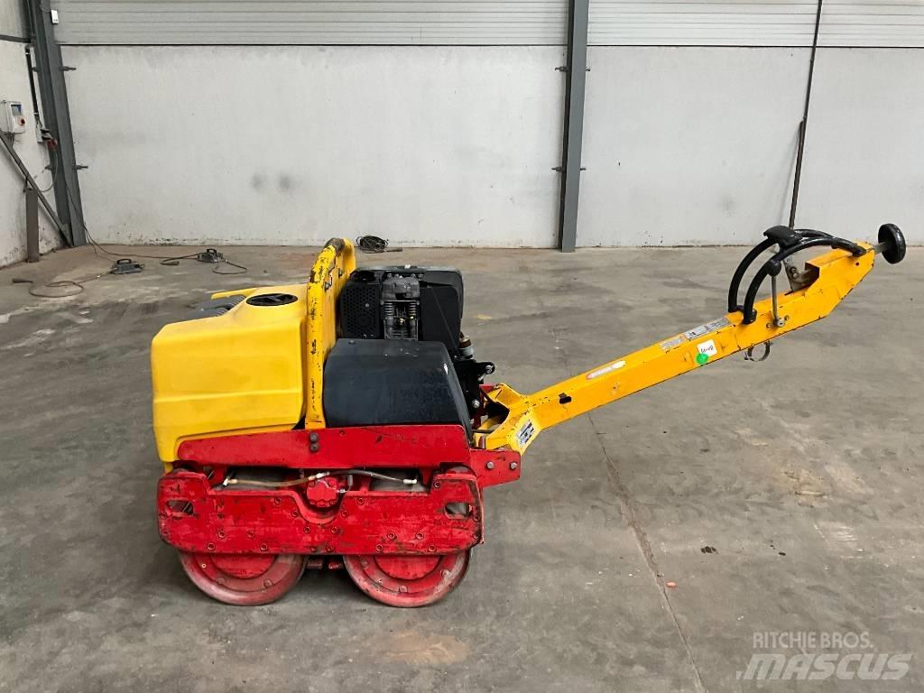 Ammann AR 65 Divvalču grunts veltņi