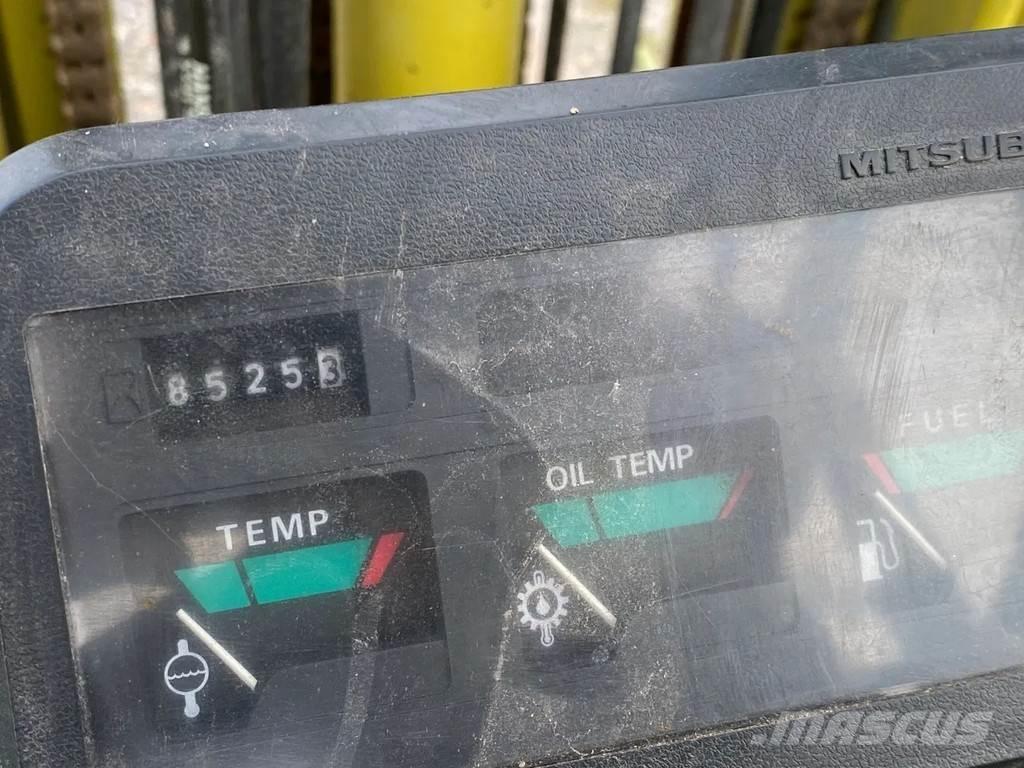 Mitsubishi FD25T Tehnika ar dīzeļa dzinēju