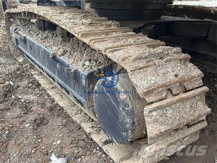 Komatsu PC450-8 Kāpurķēžu ekskavatori