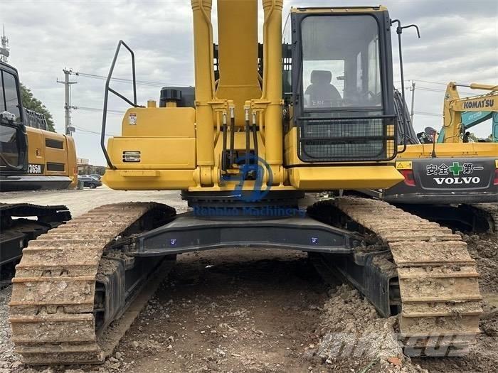 Komatsu PC450-8 Kāpurķēžu ekskavatori