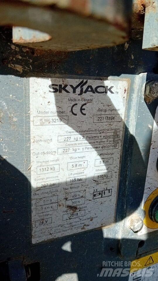 SkyJack SJ 3219 Šķerveida pacēlāji