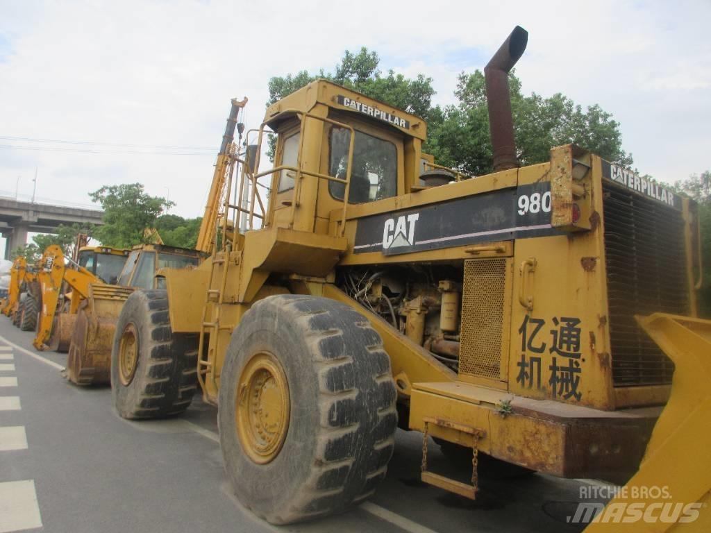 CAT 980 F Iekrāvēji uz riteņiem