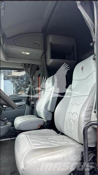 Kenworth T680 Vilcēji