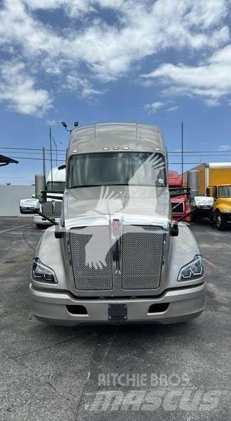 Kenworth T680 Vilcēji