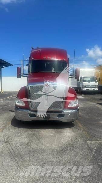 Kenworth T680 Vilcēji