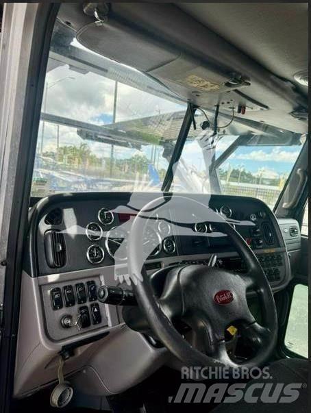 Peterbilt 389 Būvniecība- Citi