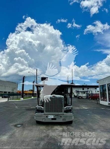 Peterbilt 389 Būvniecība- Citi