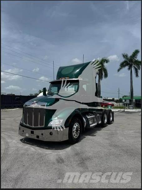 Peterbilt 579 Vilcēji