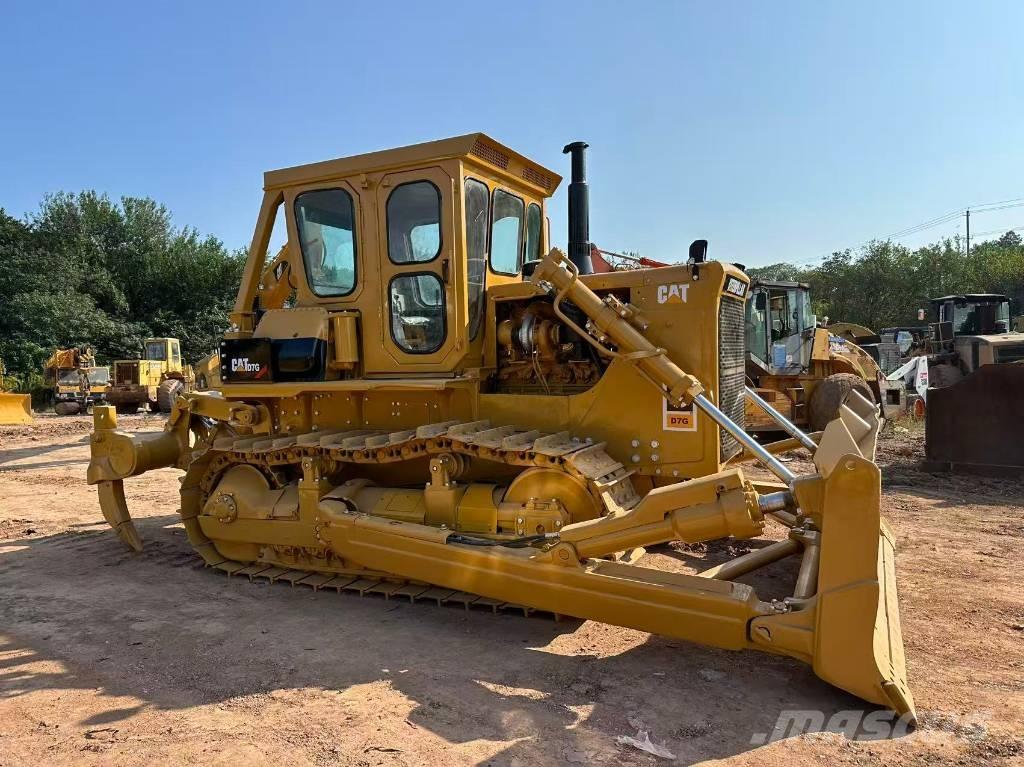 CAT D 7 G Kāpurķēžu buldozeri