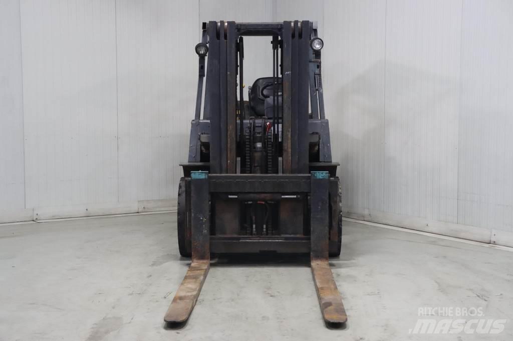 TCM FD50T2 Tehnika ar dīzeļa dzinēju