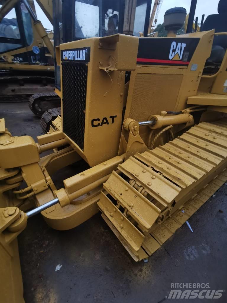 CAT D3C Kāpurķēžu buldozeri