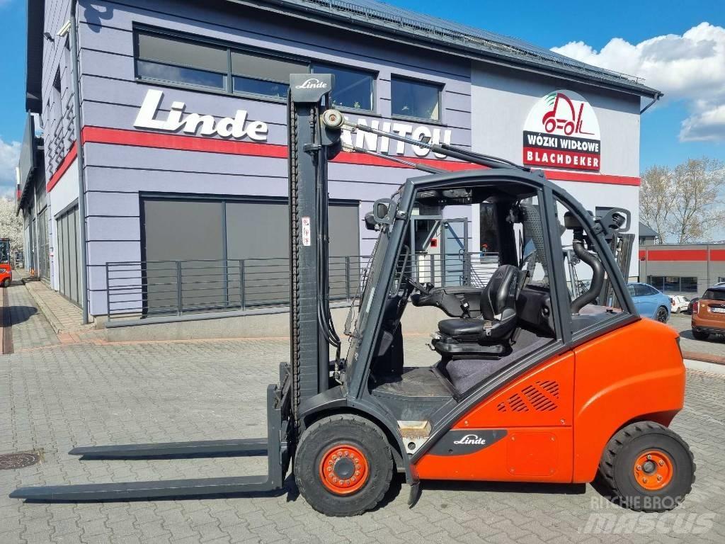 Linde H35D-02 Tehnika ar dīzeļa dzinēju