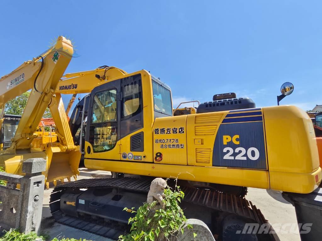 Komatsu PC 220-8 Kāpurķēžu ekskavatori