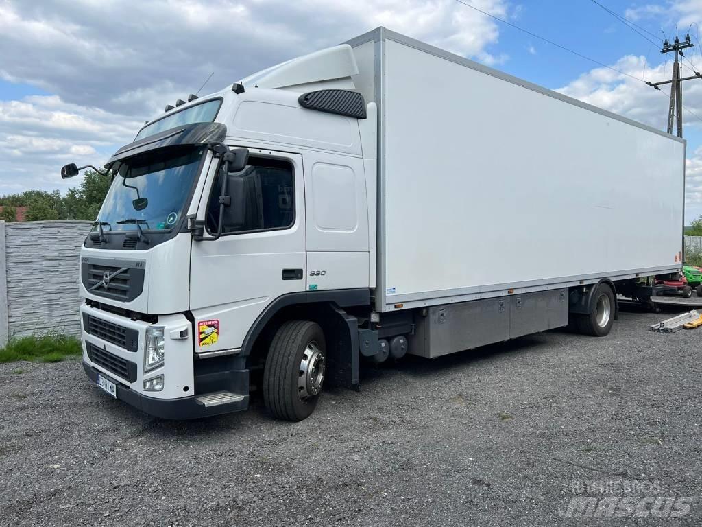 Volvo FM 330 Furgons