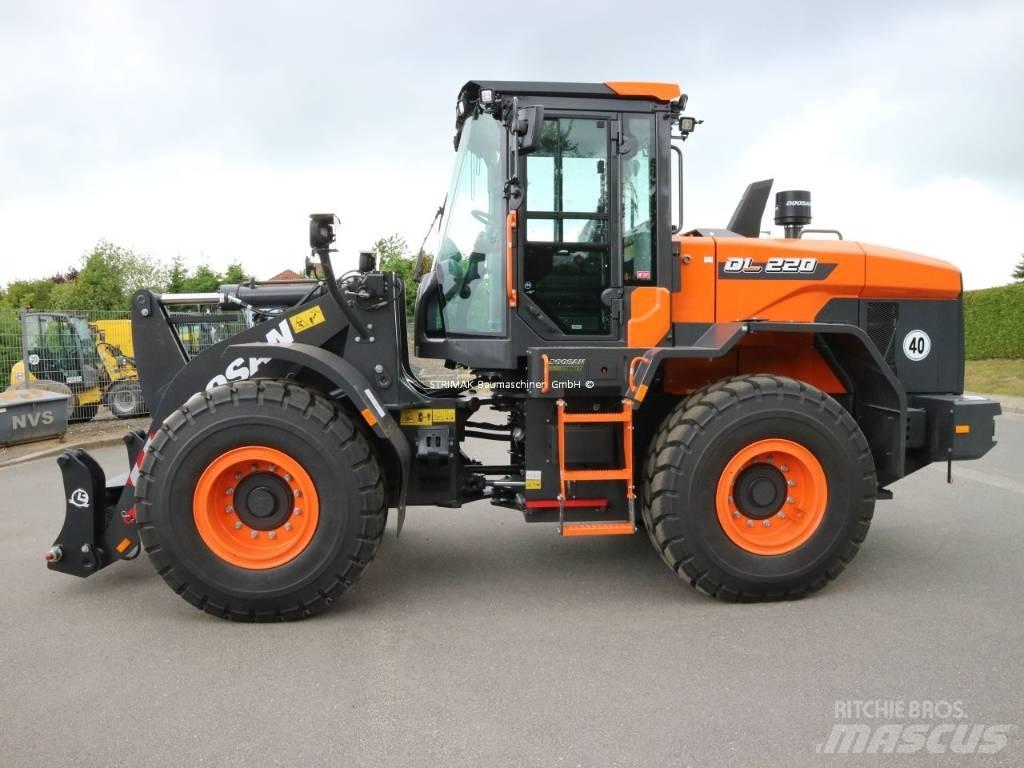 Doosan DL 220-7 Iekrāvēji uz riteņiem