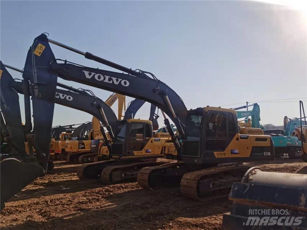 Volvo EC210D Kāpurķēžu ekskavatori