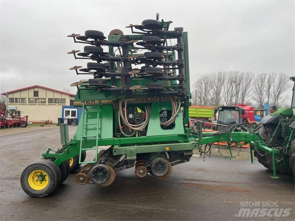 John Deere 750A 6m Precīzās izsējas sējmašīnas 
