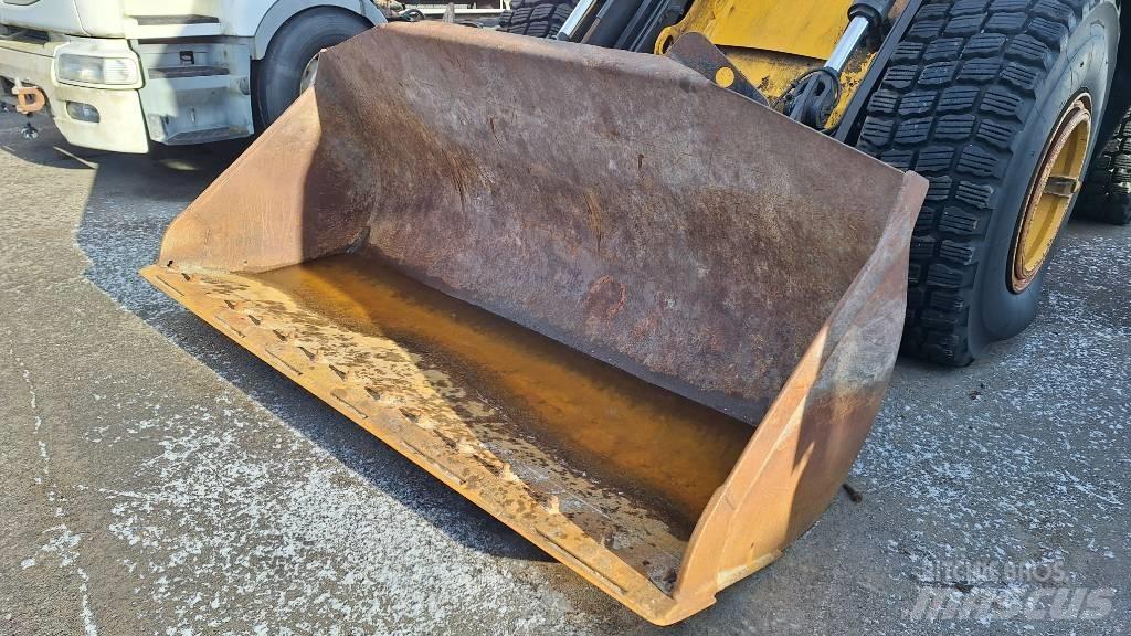 JCB 416 S Iekrāvēji uz riteņiem