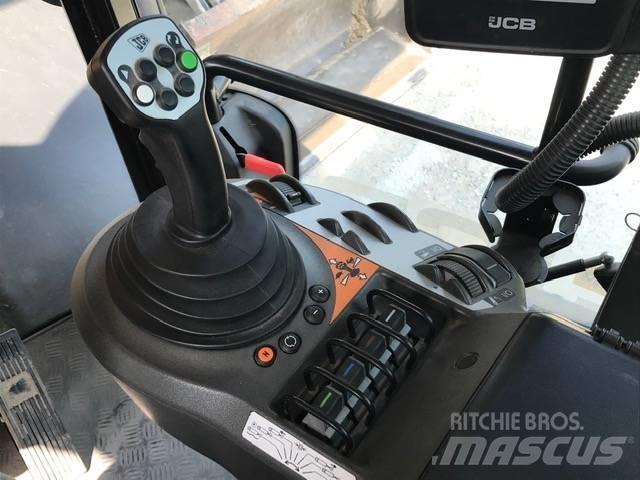 JCB 4190 FASTRAC Traktori