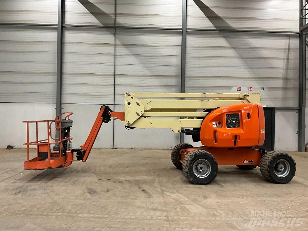 JLG 450 AJ Strēles pacēlāji