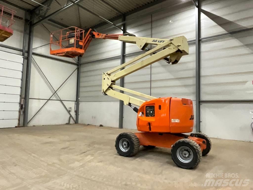 JLG 450 AJ Strēles pacēlāji