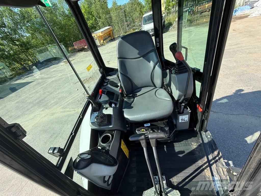 Bobcat E 27 Mini ekskavatori < 7 t