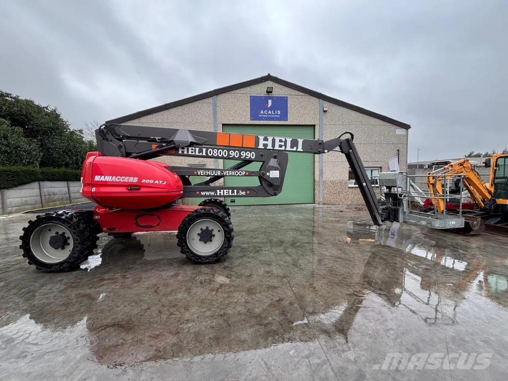 Manitou 200 ATJ Strēles pacēlāji