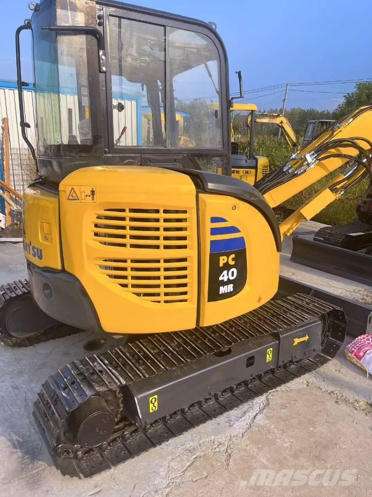 Komatsu PC 40 MR Kāpurķēžu ekskavatori