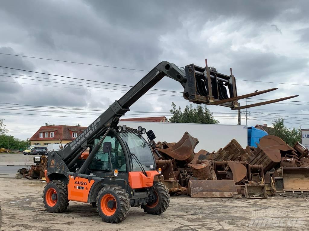 Ausa T 204 H Lauksaimniecības pacēlāji