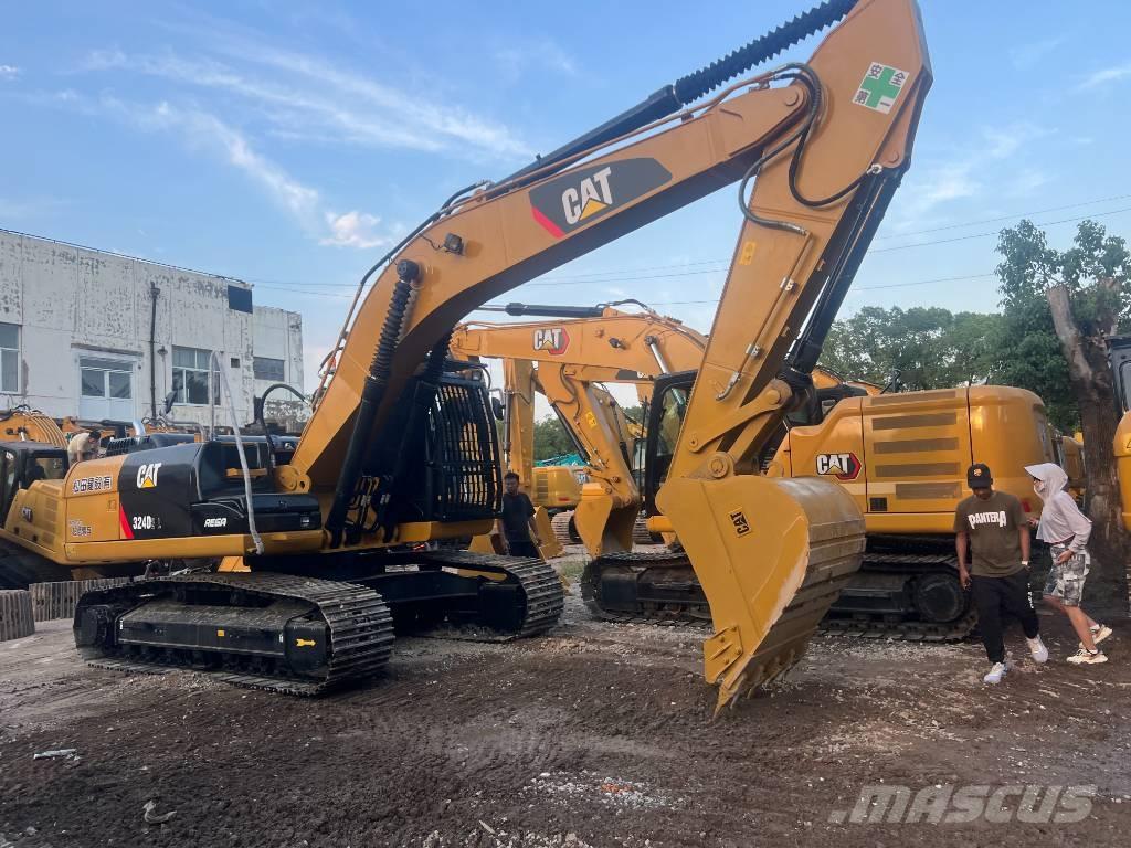 CAT 324D2L Kāpurķēžu ekskavatori
