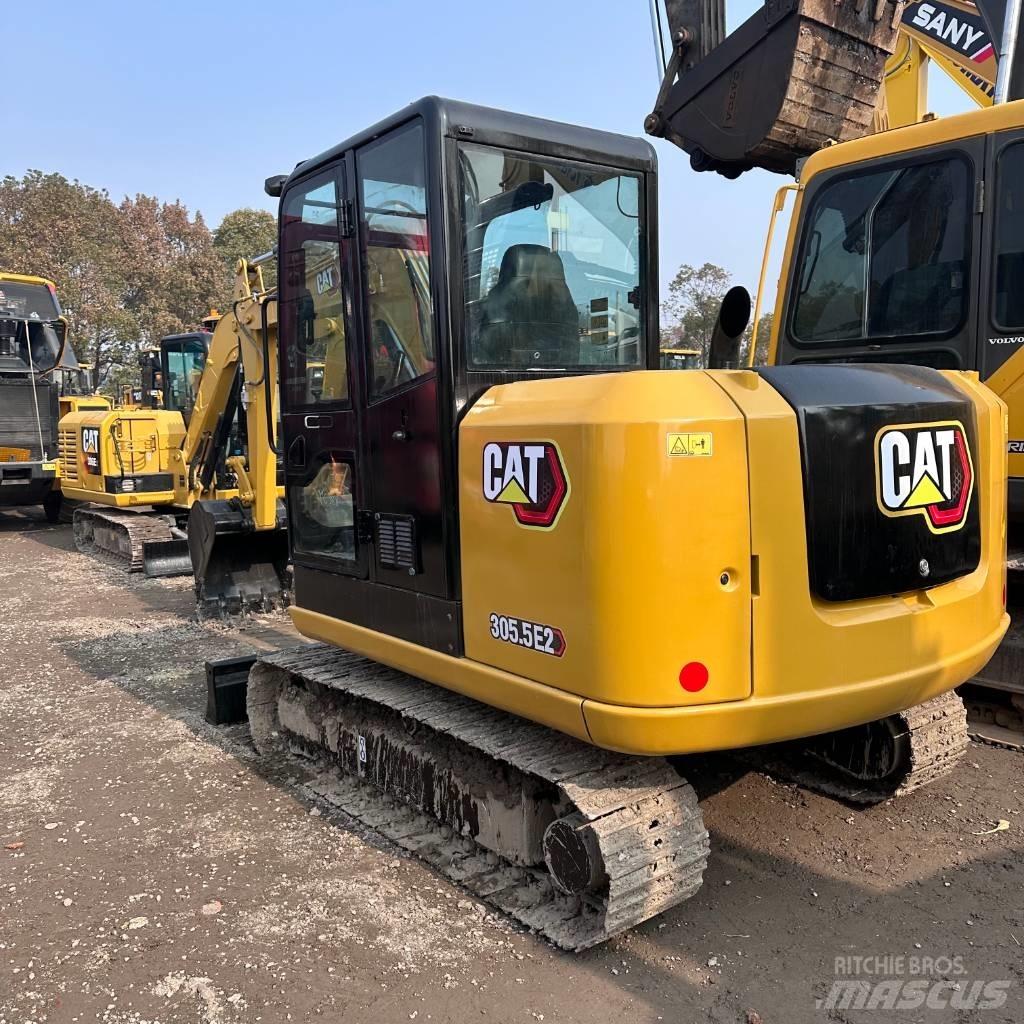 CAT 305.5 Kāpurķēžu ekskavatori