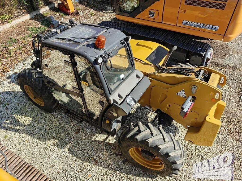 CAT TH 407 Teleskopiskie manipulatori