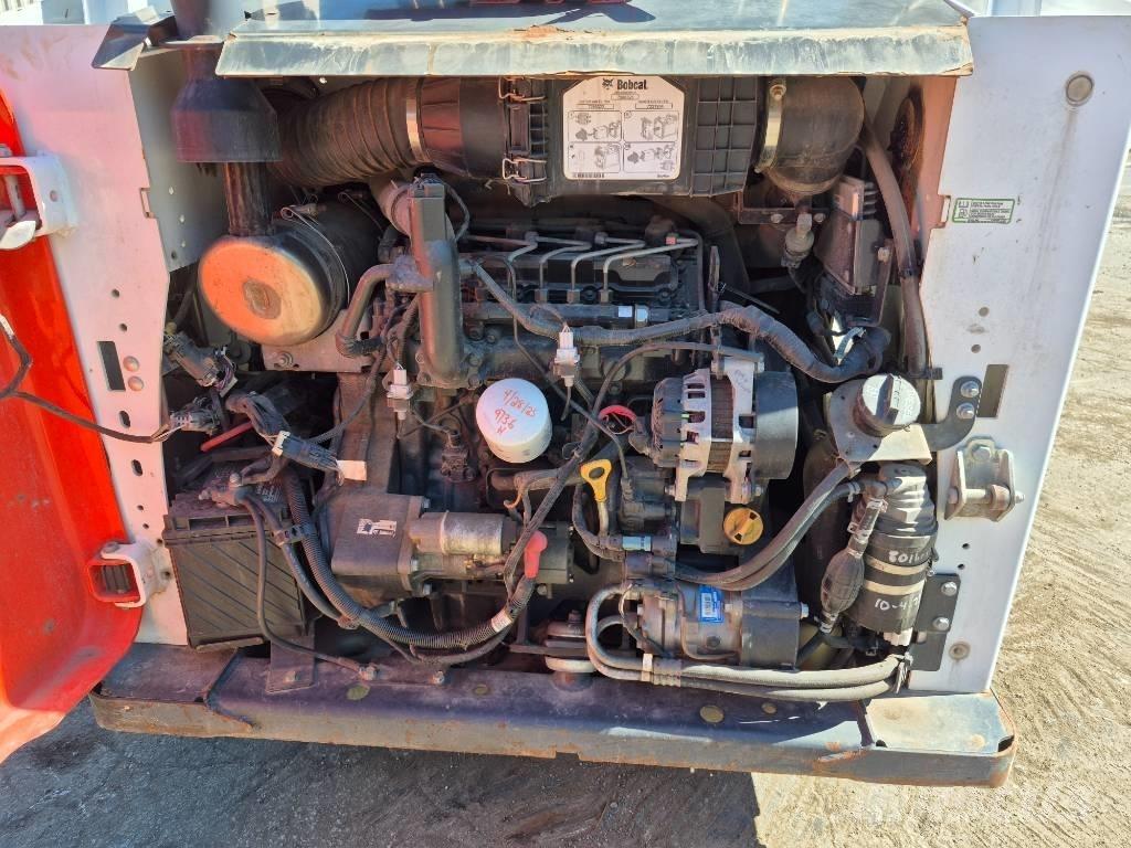 Bobcat S 570 Lietoti riteņu kompaktiekrāvēji