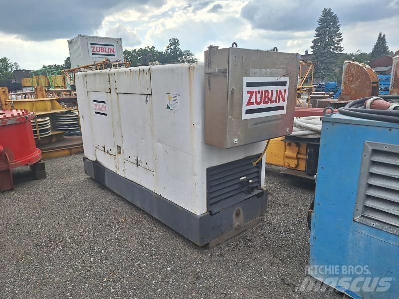 IHC SYSTEM P-220 Dīzeļģeneratori
