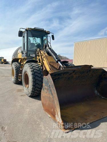 CAT 930H Iekrāvēji uz riteņiem