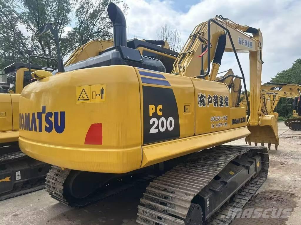 Komatsu PC 200-8N1 Kāpurķēžu ekskavatori