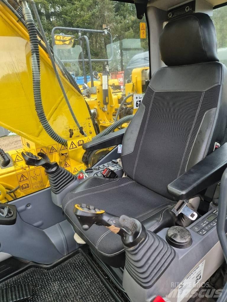 Komatsu PC210 LC-11 Kāpurķēžu ekskavatori
