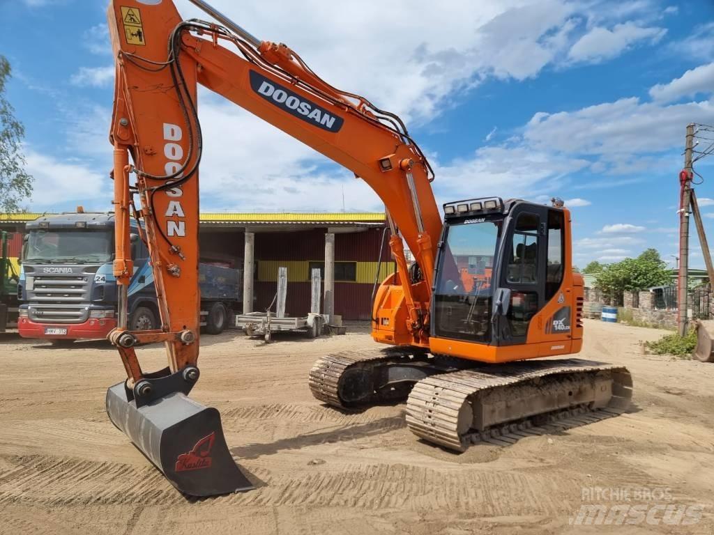 Doosan DX 140 LC-3 Kāpurķēžu ekskavatori