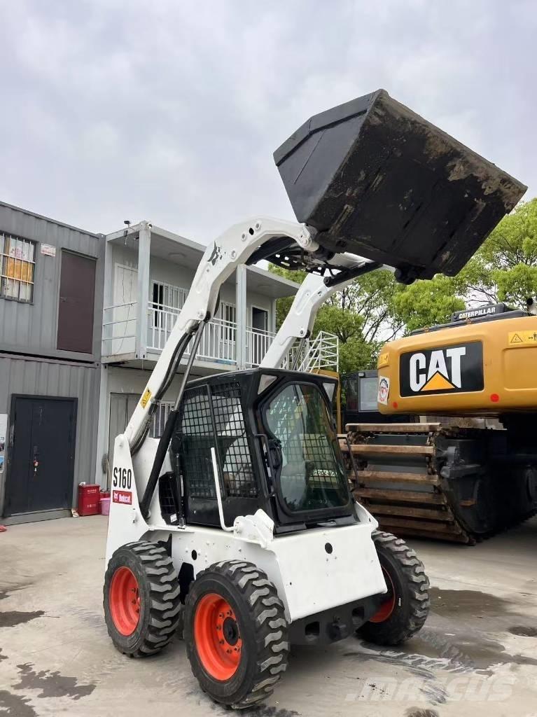 Bobcat S 160 Lietoti riteņu kompaktiekrāvēji