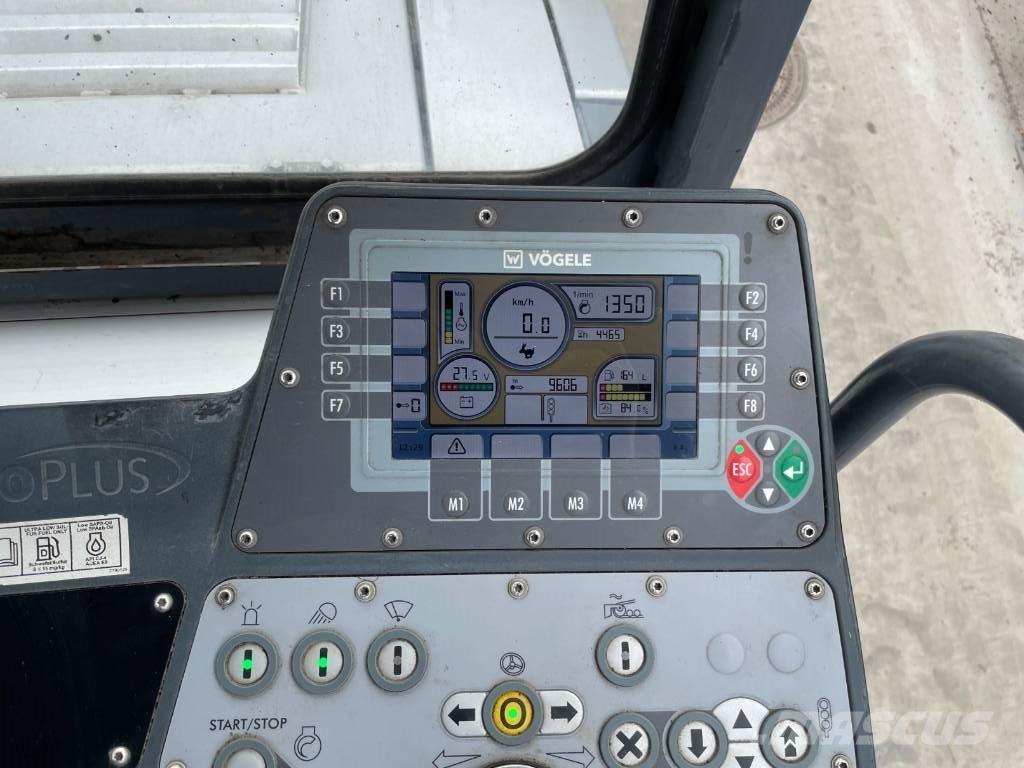 Vögele SUPER 1900-3I Asfalta klājēji