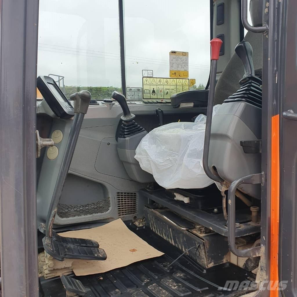 Doosan DX 85 R-3 Vidēja lieluma ekskavatori 7 t - 12 t