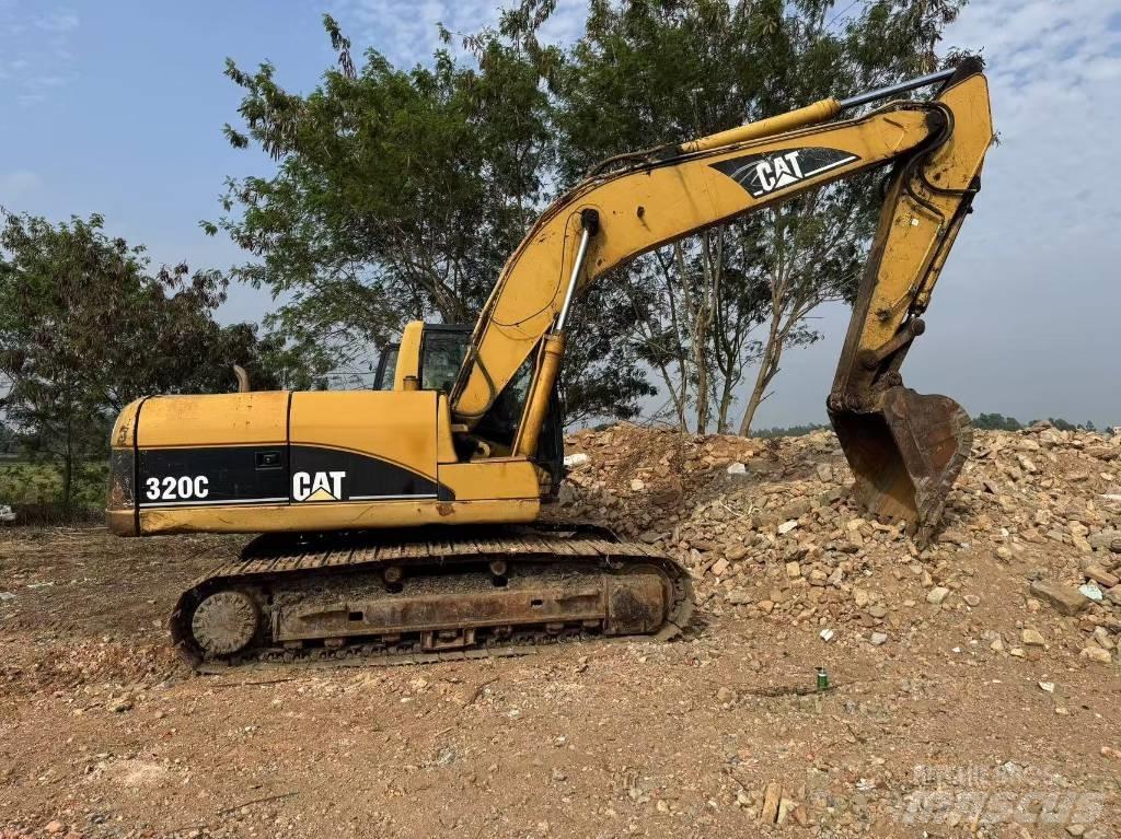 CAT 320 C Kāpurķēžu ekskavatori