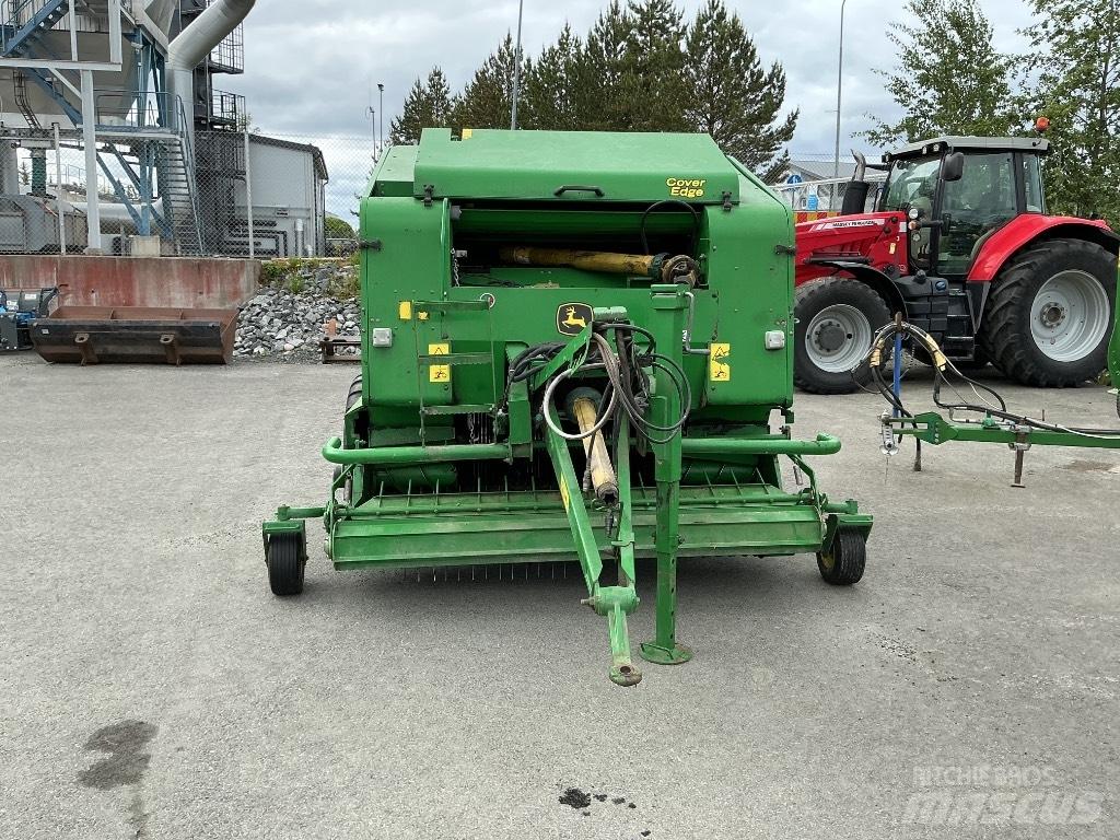 John Deere 644 Rituļu preses