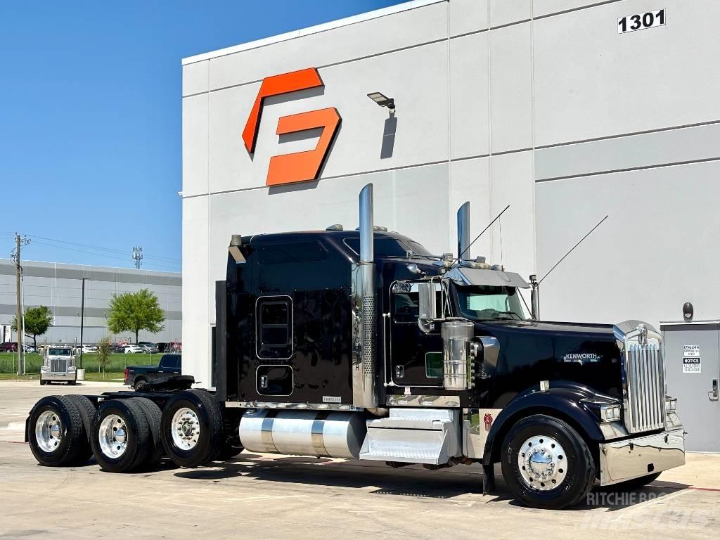 Kenworth W 900 Vilcēji