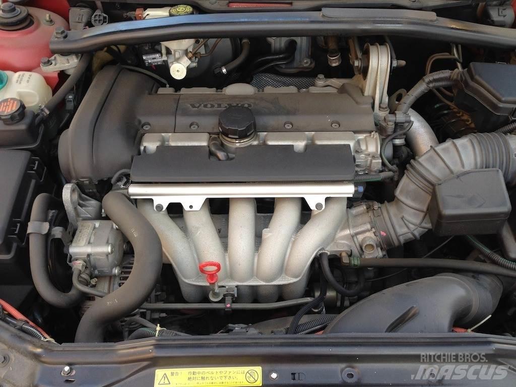Volvo LA-SB5244W Automašīnas