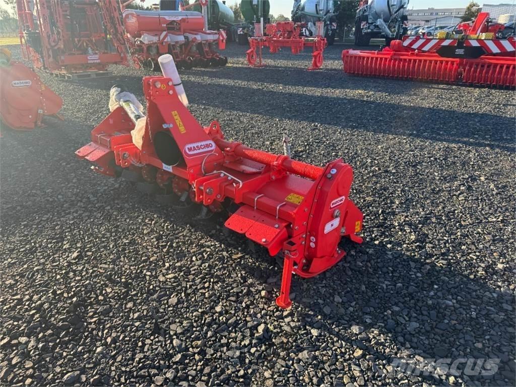 Maschio H 205 Augsnes sagatavošanas darbi