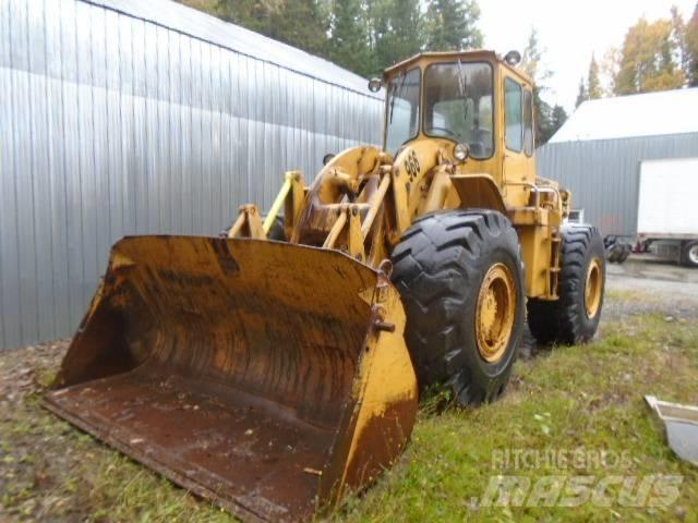 CAT 966 Iekrāvēji uz riteņiem
