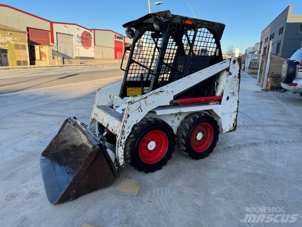 Bobcat 543 Lietoti riteņu kompaktiekrāvēji