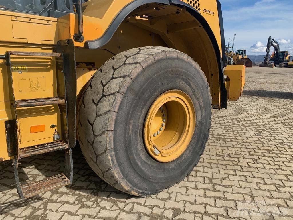 CAT 966K XE Iekrāvēji uz riteņiem
